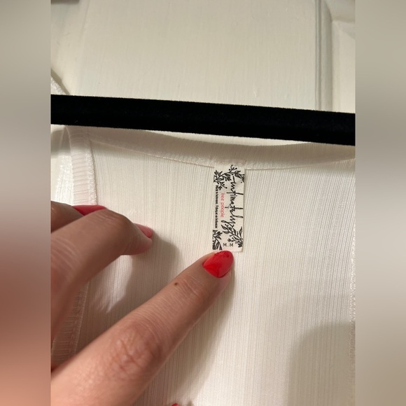 Free People Intimately White Spaghetti Strap Cami Size M - Picture 2 of 5